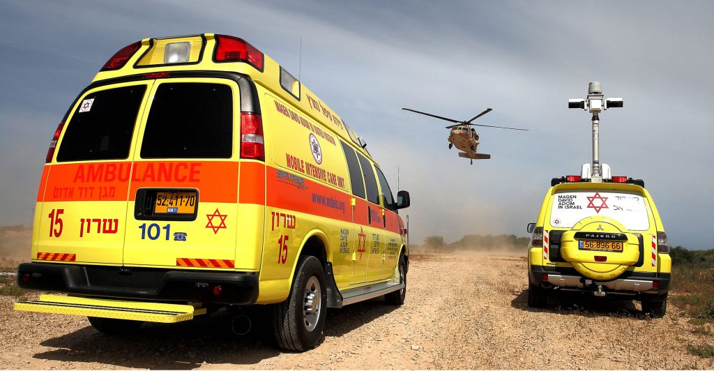 Supervisor Jeep and MICU with IDF helicopter - Assi Dvilansk