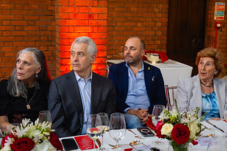 Dinner and Briefing Conricus